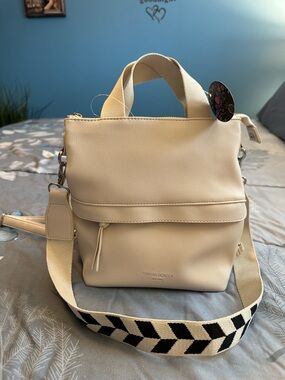 NWTS Cynthia Rowley Vegan Crossbody Bag/ Backpack with Patterned Strap